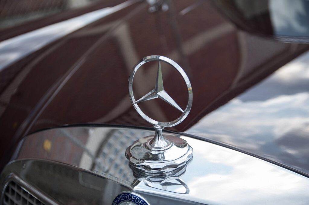 Download free HD stock image of Automobile Mercedes